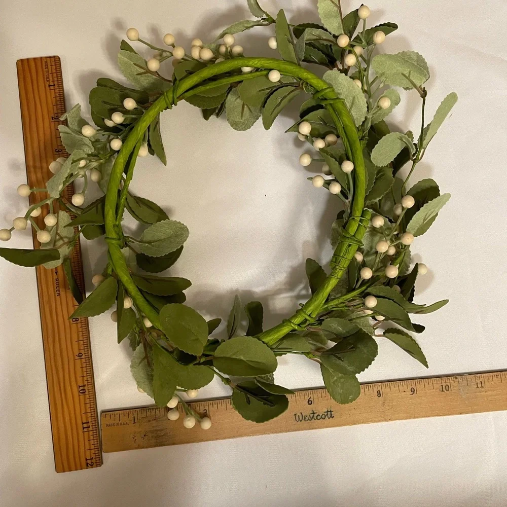 Hobby Lobby Wreath Set/2 12X12 Green‎ leaves white berries perfect home wedding